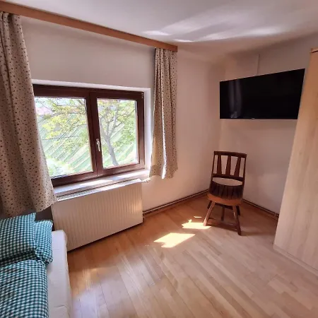 Apartment Klein Poschgan Leutschach