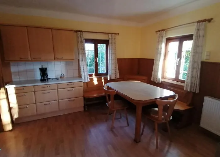 Klein Poschgan شقة *