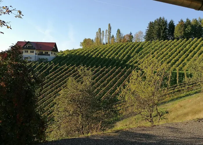 Klein Poschgan شقة